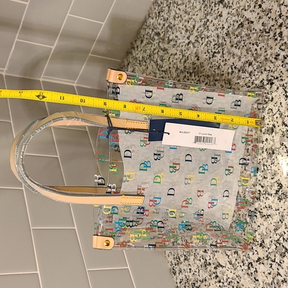 Dooney & Bourke - It Lunch Bag - Picture 6 of 8